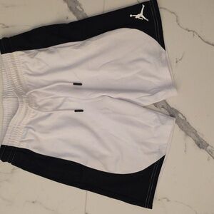 Jordan Big Kids (Girl’s) Jumpman Life Sport Black Shorts Size L